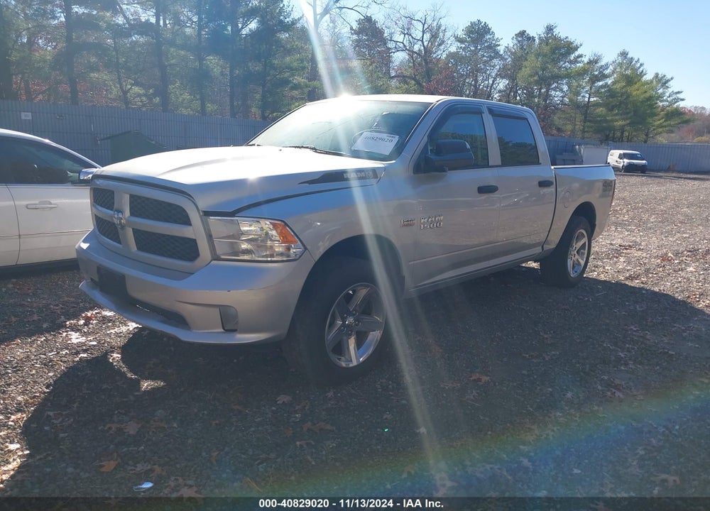 2014 RAM 1500 EXPRESS VIN: 1C6RR7KTXES447435