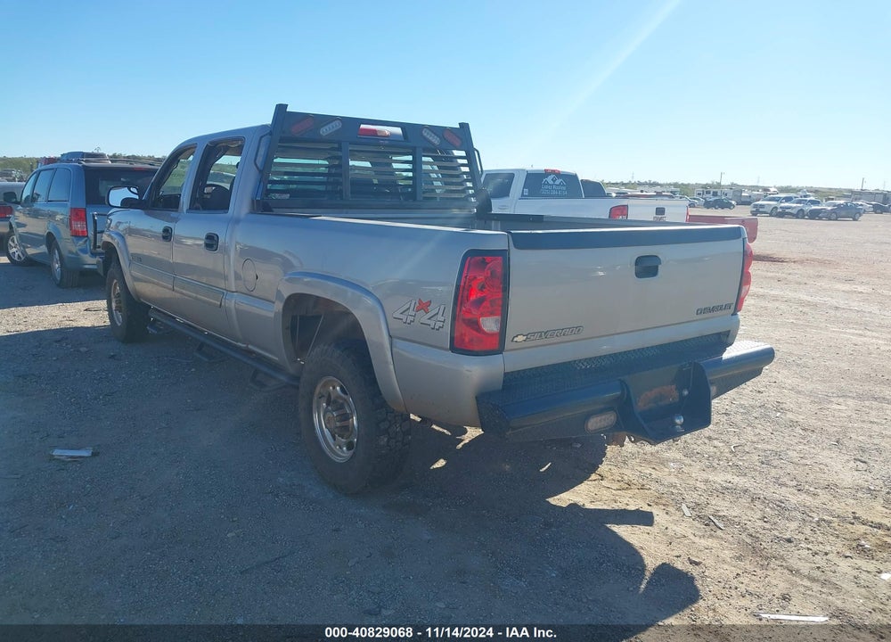 2004 CHEVROLET SILVERADO 2500HD LS VIN: 1GCHK23U44F232286