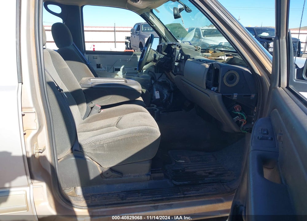 2004 CHEVROLET SILVERADO 2500HD LS VIN: 1GCHK23U44F232286