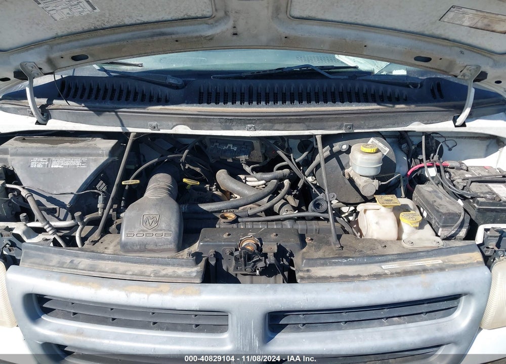1998 DODGE RAM VAN 3500 COMMERCIAL/COMMERCIAL MAXI/CONVERSION VIN: 2B7LB31Z3WK123451