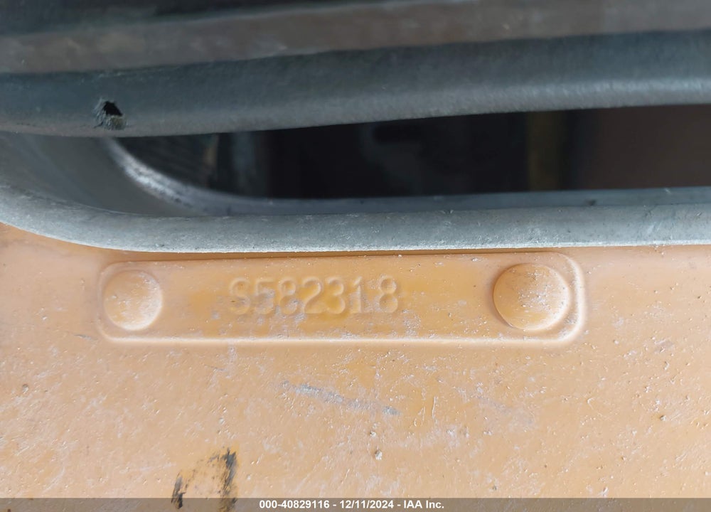 1992 KENWORTH T800 T800 VIN: 1XKDDB9XXNS582318