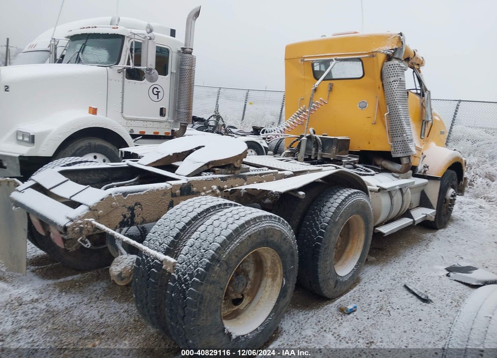 1992 KENWORTH T800 T800 VIN: 1XKDDB9XXNS582318
