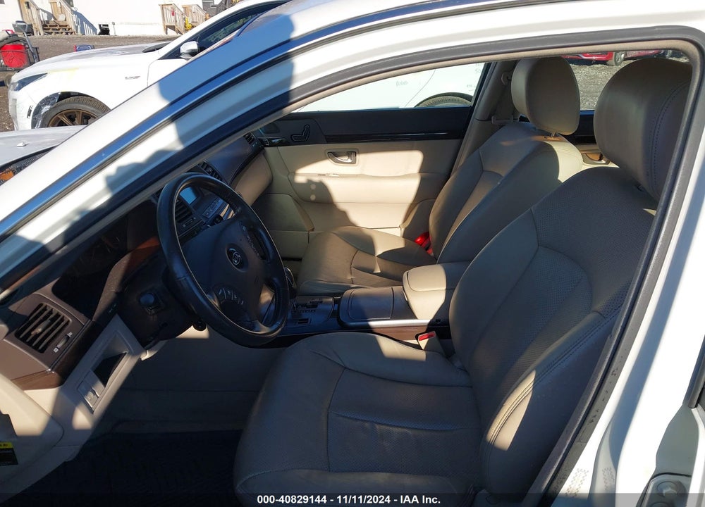 2008 KIA AMANTI VIN: KNALD125185144040