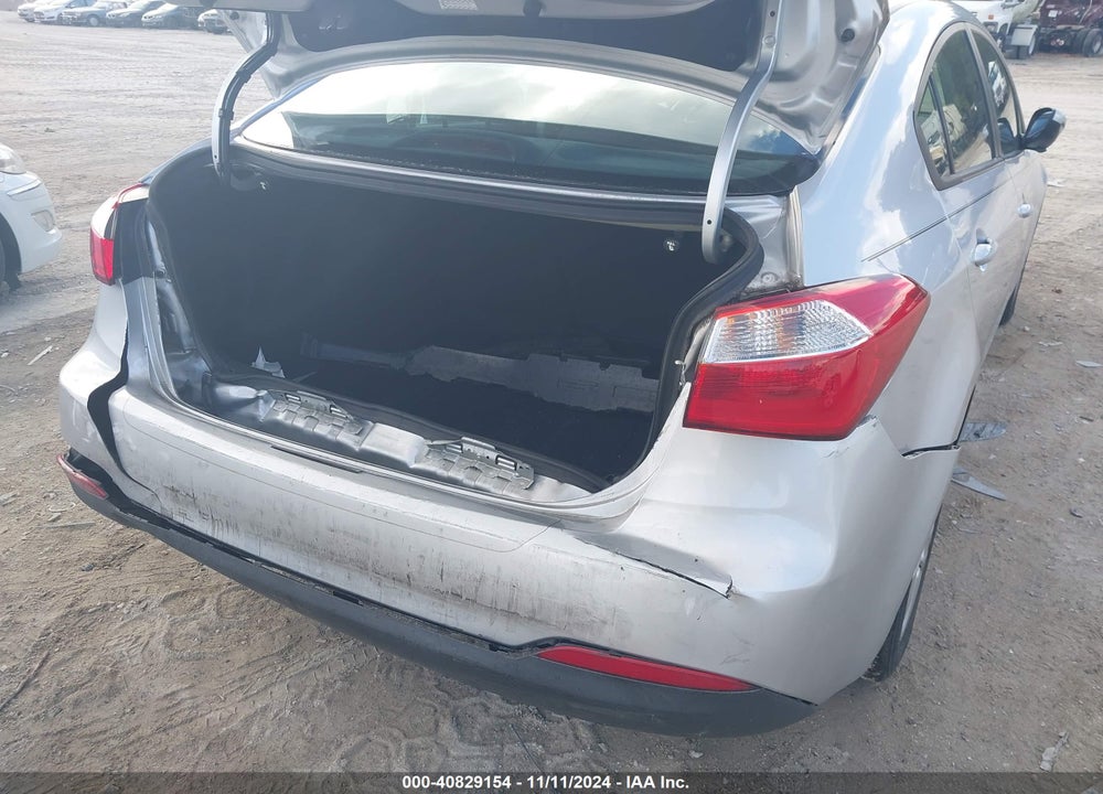 2016 KIA FORTE LX VIN: KNAFK4A67G5507485