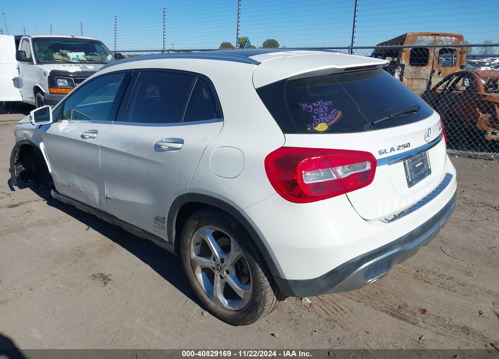 2018 MERCEDES-BENZ GLA 250 4MATIC VIN: WDCTG4GB5JJ407020