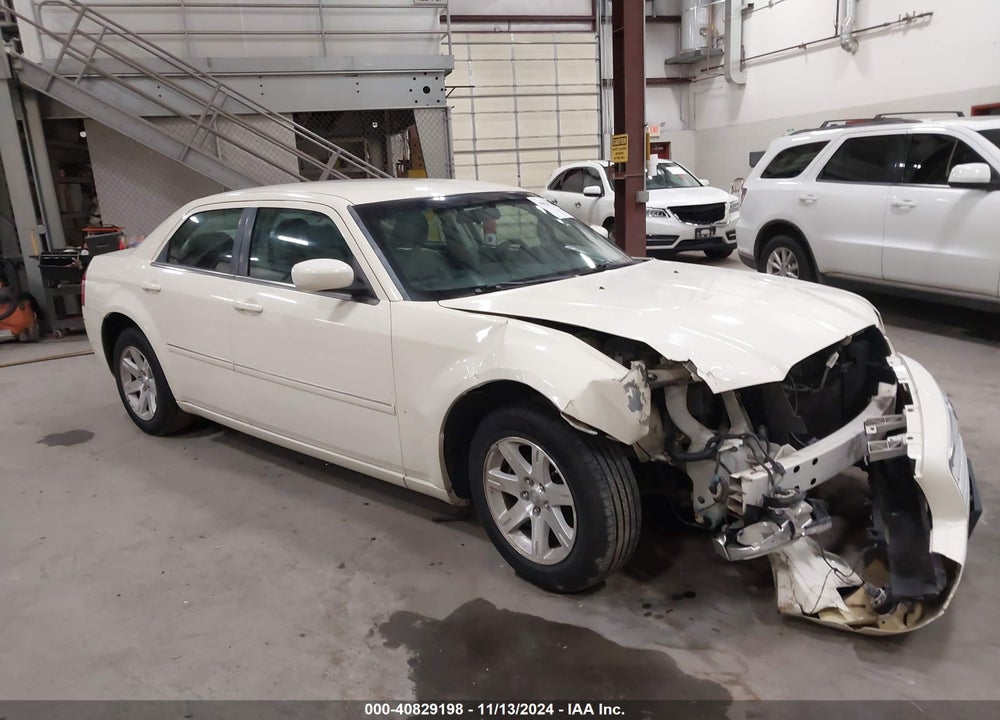 2007 CHRYSLER 300 TOURING VIN: 2C3KA53G17H827835