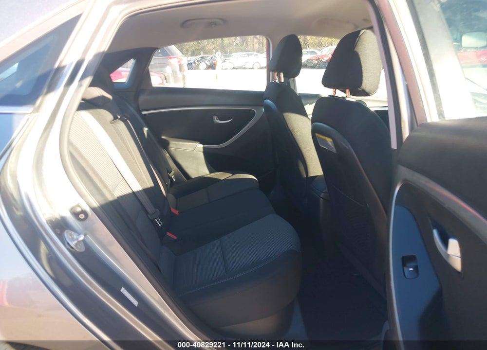 2017 HYUNDAI ELANTRA GT VIN: KMHD35LH8HU377795