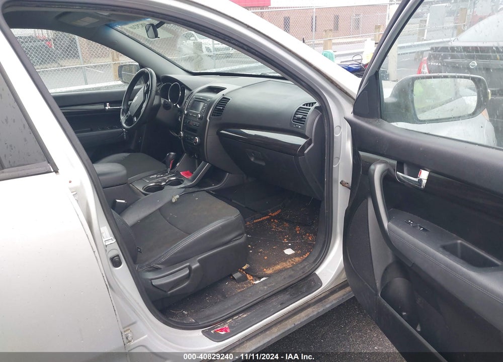 2012 KIA SORENTO EX VIN: 5XYKU3A61CG307337