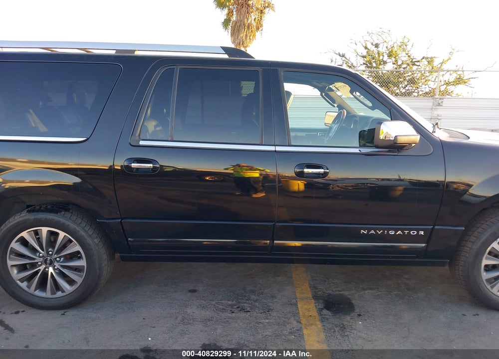 2017 LINCOLN NAVIGATOR L SELECT VIN: 5LMJJ3HT1HEL07833
