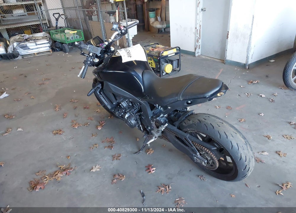 2021 YAMAHA MT09 VIN: JYARN71E3MA001005