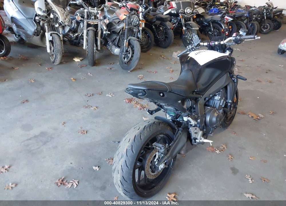 2021 YAMAHA MT09 VIN: JYARN71E3MA001005