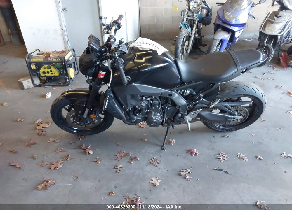 2021 YAMAHA MT09 VIN: JYARN71E3MA001005