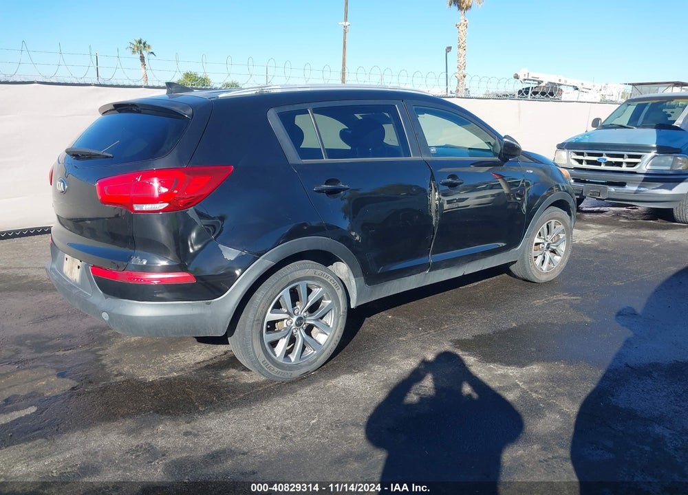 2015 KIA SPORTAGE LX VIN: KNDPBCAC8F7719368
