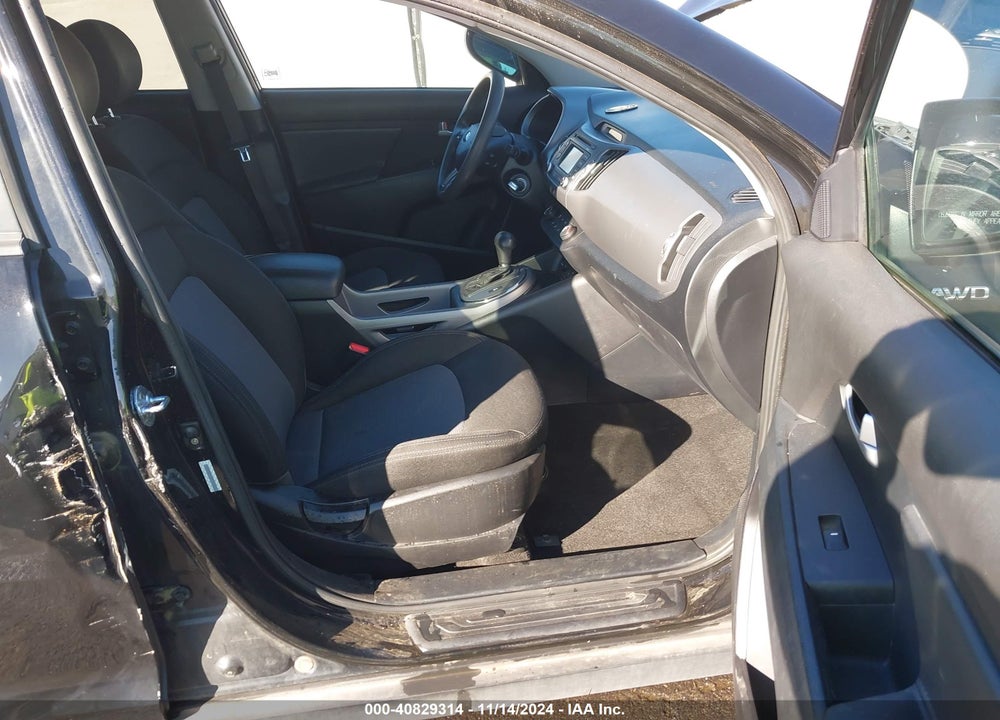 2015 KIA SPORTAGE LX VIN: KNDPBCAC8F7719368