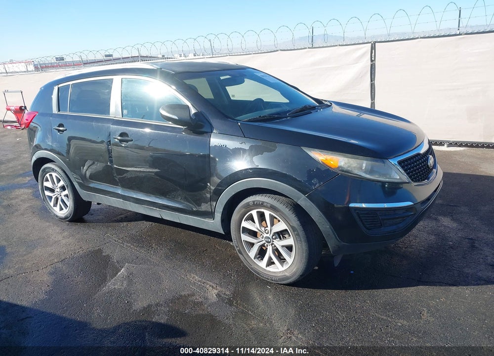 2015 KIA SPORTAGE LX VIN: KNDPBCAC8F7719368