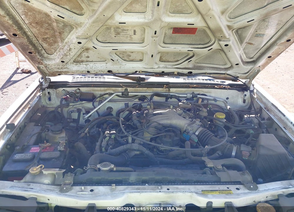 2000 NISSAN FRONTIER SE-V6/XE-V6 VIN: 1N6ED26Y9YC342413