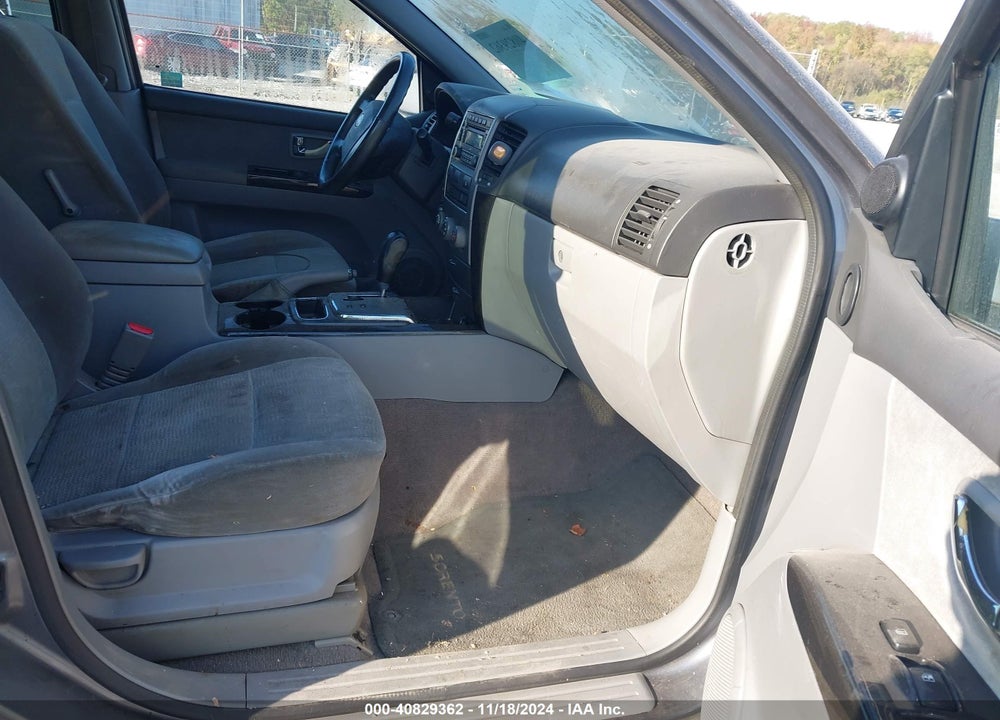 2008 KIA SORENTO EX VIN: KNDJD736685805906