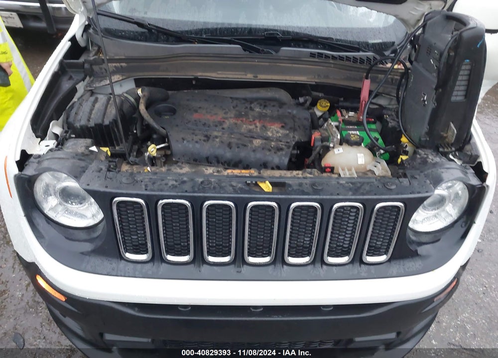 2018 JEEP RENEGADE LATITUDE FWD VIN: ZACCJABB3JPG86822