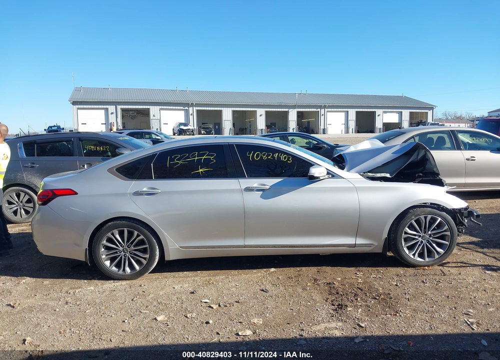 2016 HYUNDAI GENESIS 3.8 VIN: KMHGN4JE8GU132973