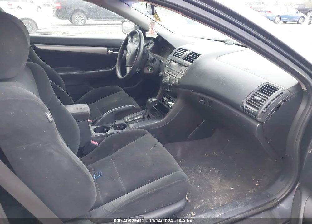2007 HONDA ACCORD 2.4 LX VIN: 1HGCM72317A008017