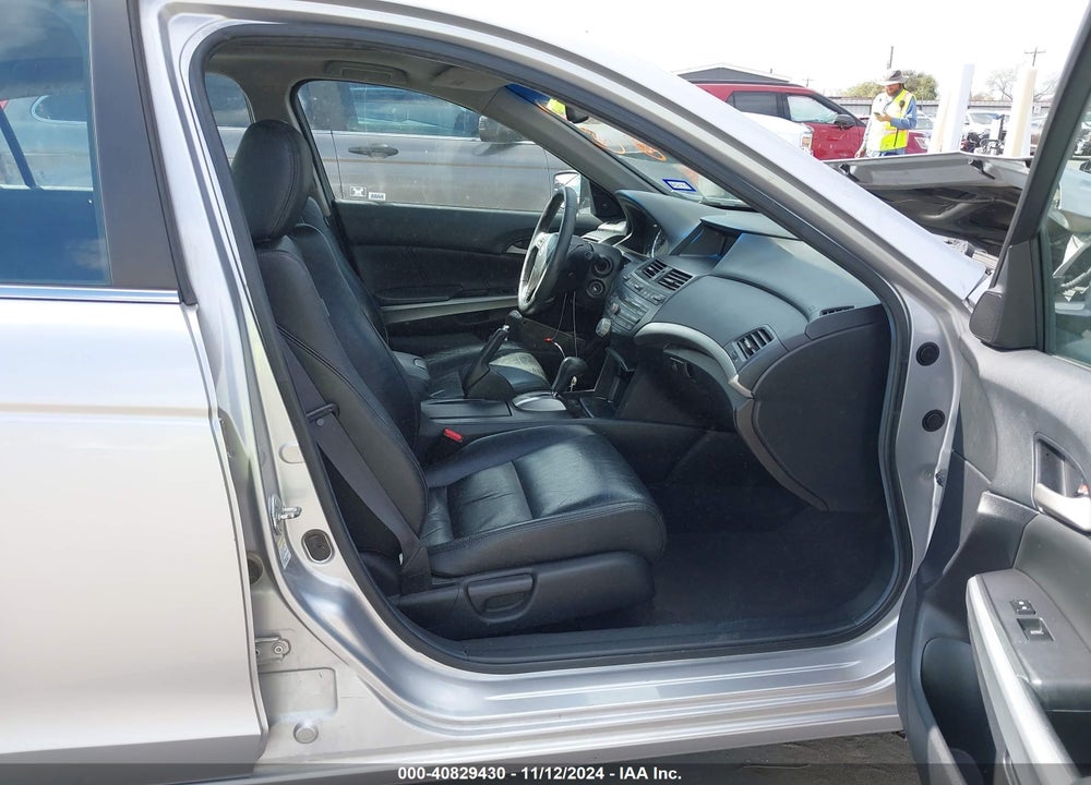 2008 HONDA ACCORD 2.4 EX-L VIN: 1HGCP268X8A006025