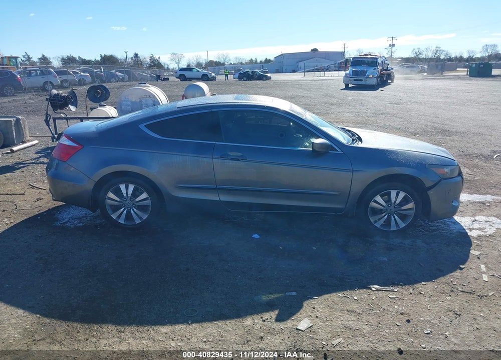 2008 HONDA ACCORD 2.4 EX VIN: 1HGCS12728A012617