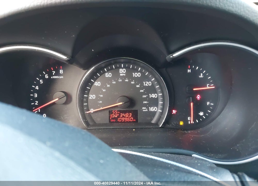 2015 KIA SORENTO VIN: 5XYKTCA64FG558117