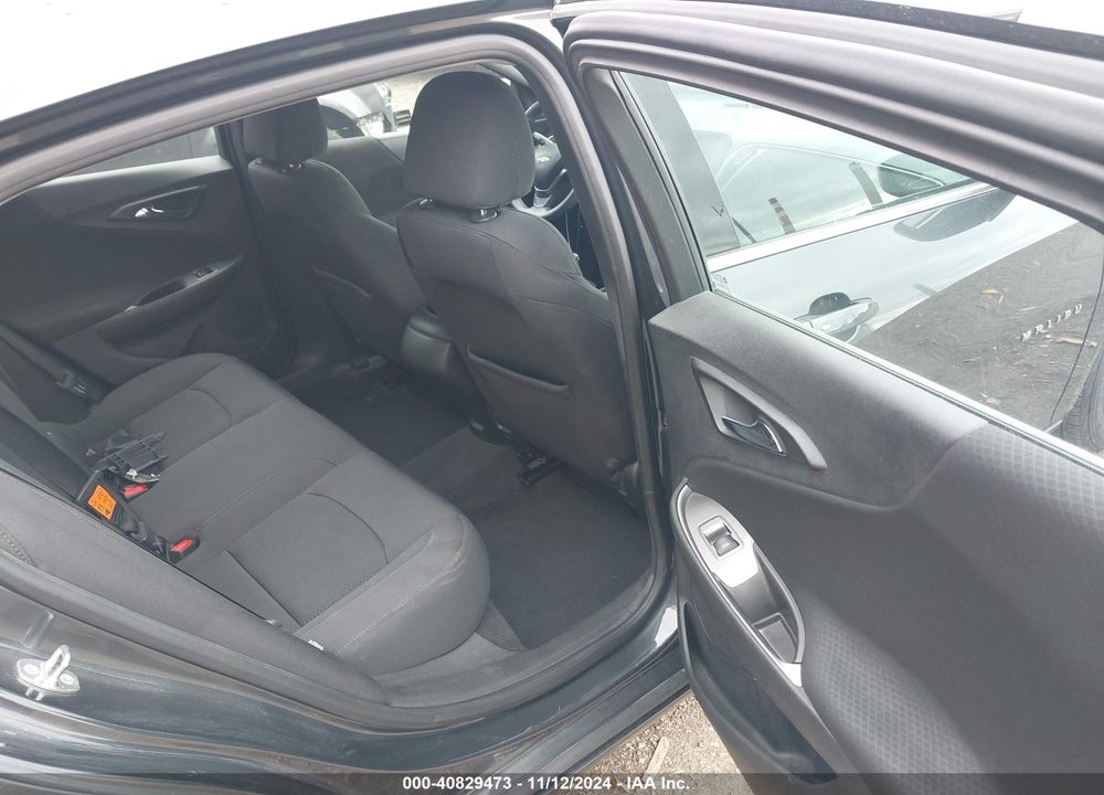 2017 CHEVROLET MALIBU LS VIN: 1G1ZB5STXHF196519