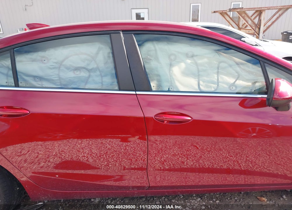 2018 CHEVROLET CRUZE LT AUTO VIN: 1G1BE5SM2J7166187