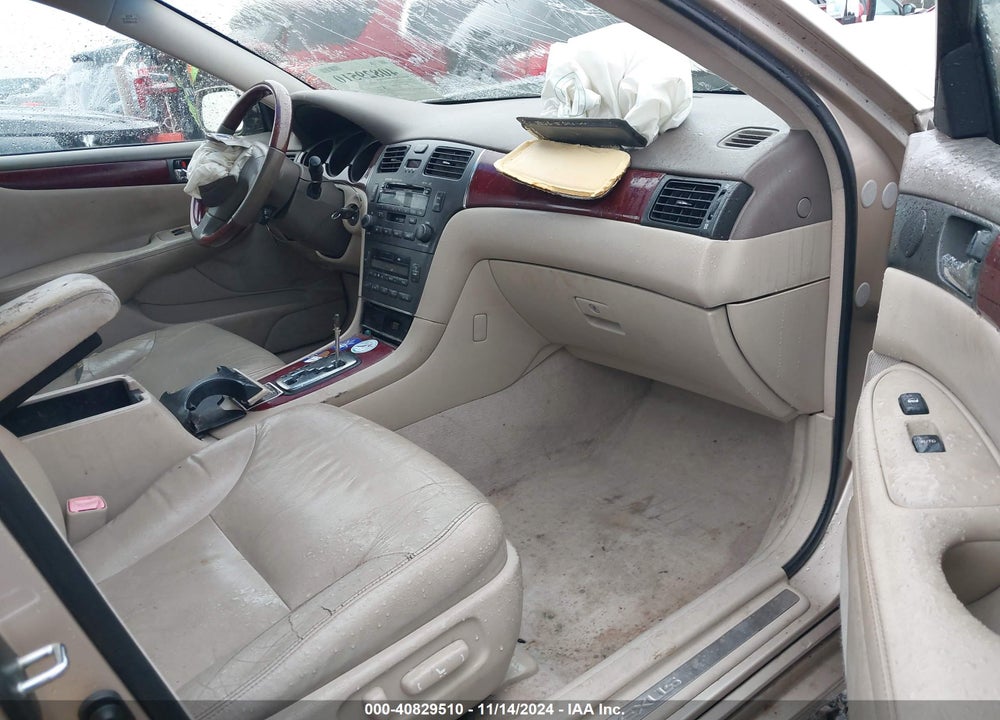 2004 LEXUS ES 330 BASE (A5) VIN: JTHBA30G545004539