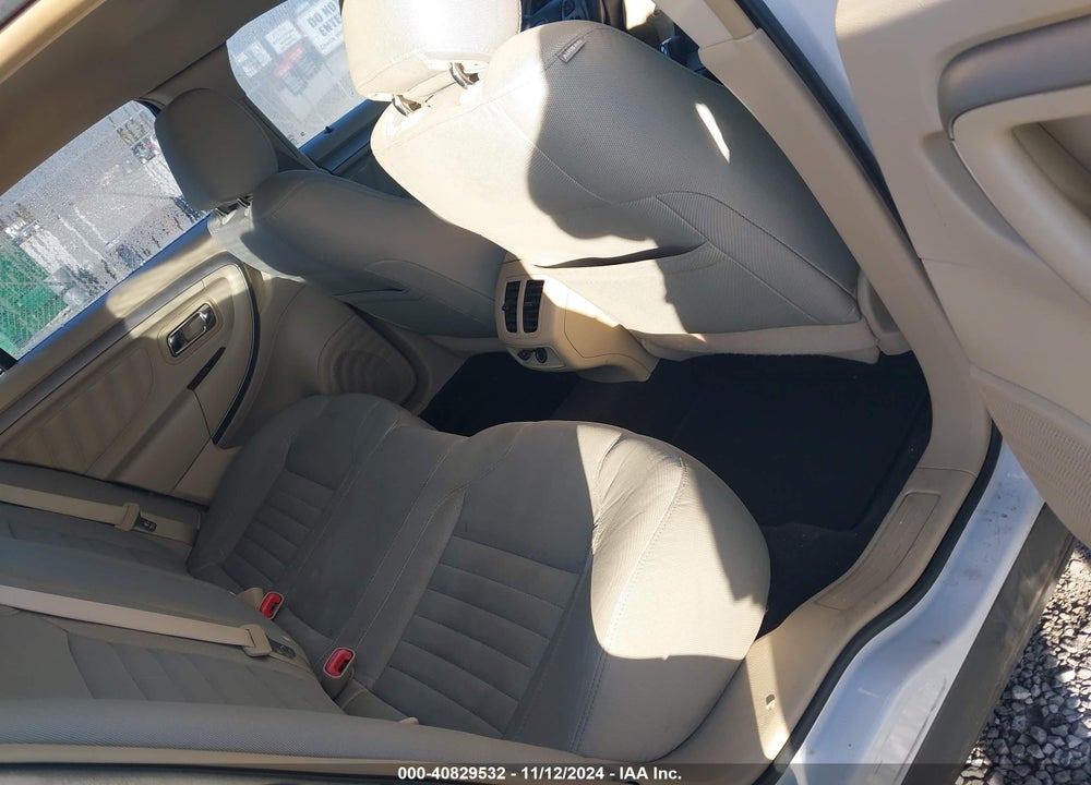 2013 FORD TAURUS SE VIN: 1FAHP2D89DG153747