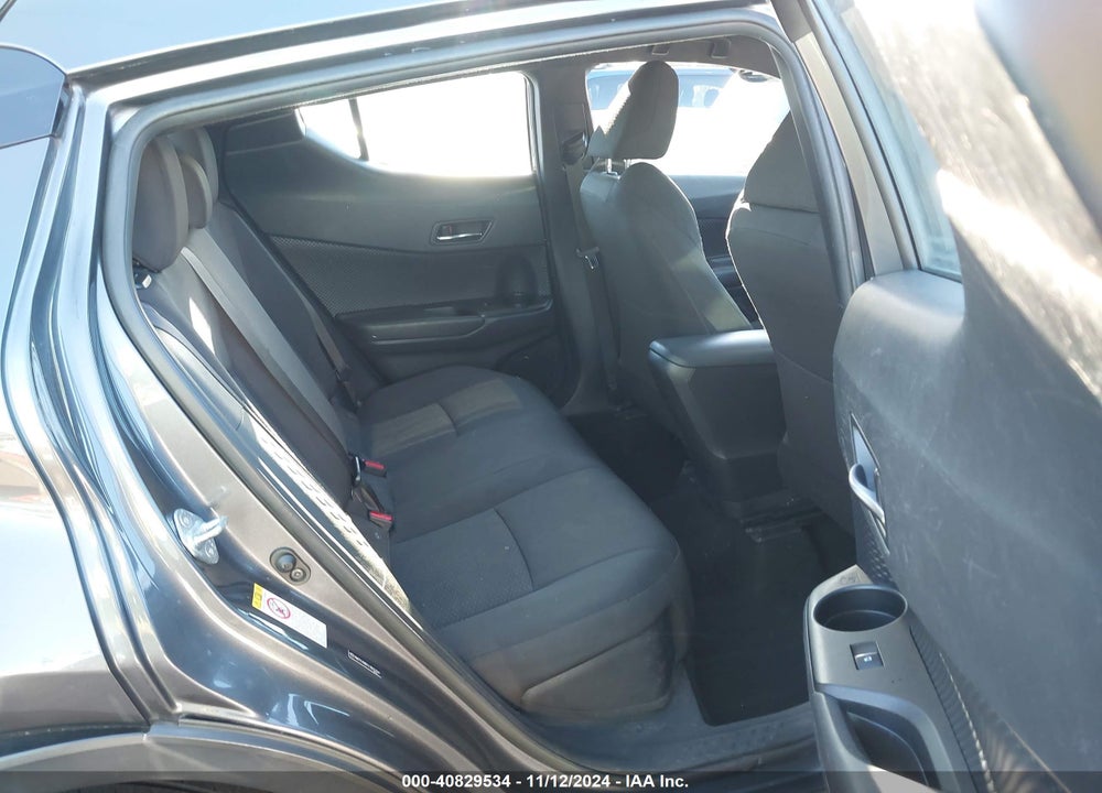 2018 TOYOTA C-HR XLE VIN: NMTKHMBX4JR033597