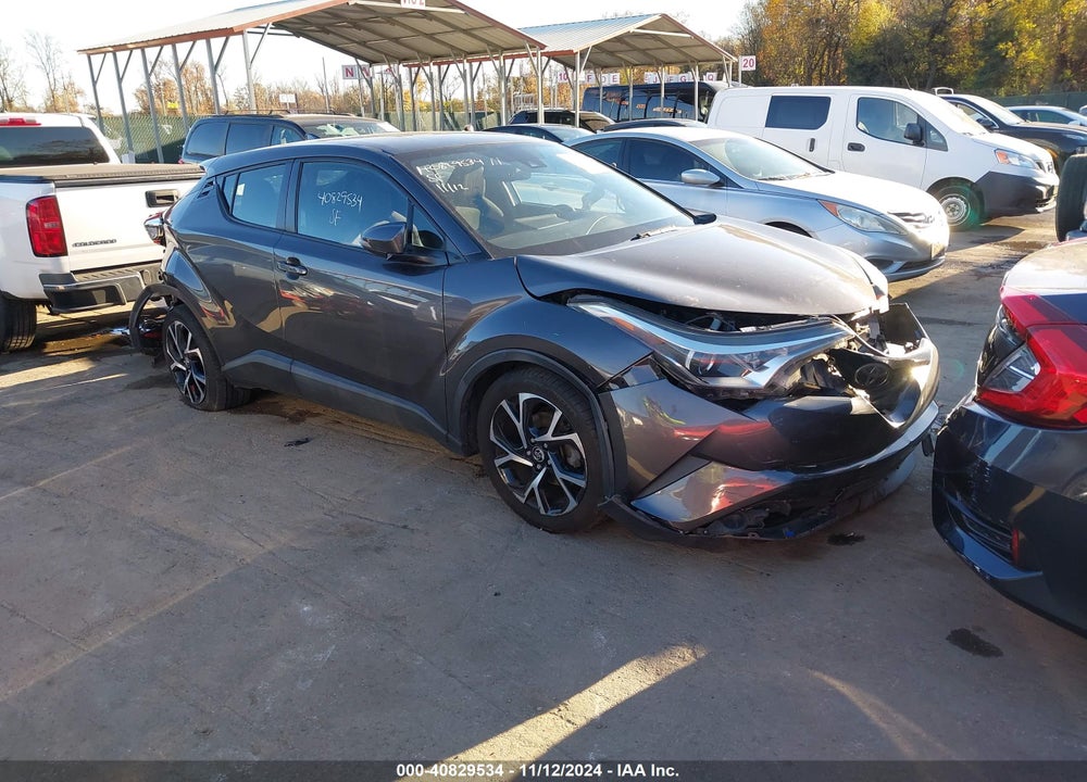 2018 TOYOTA C-HR XLE VIN: NMTKHMBX4JR033597
