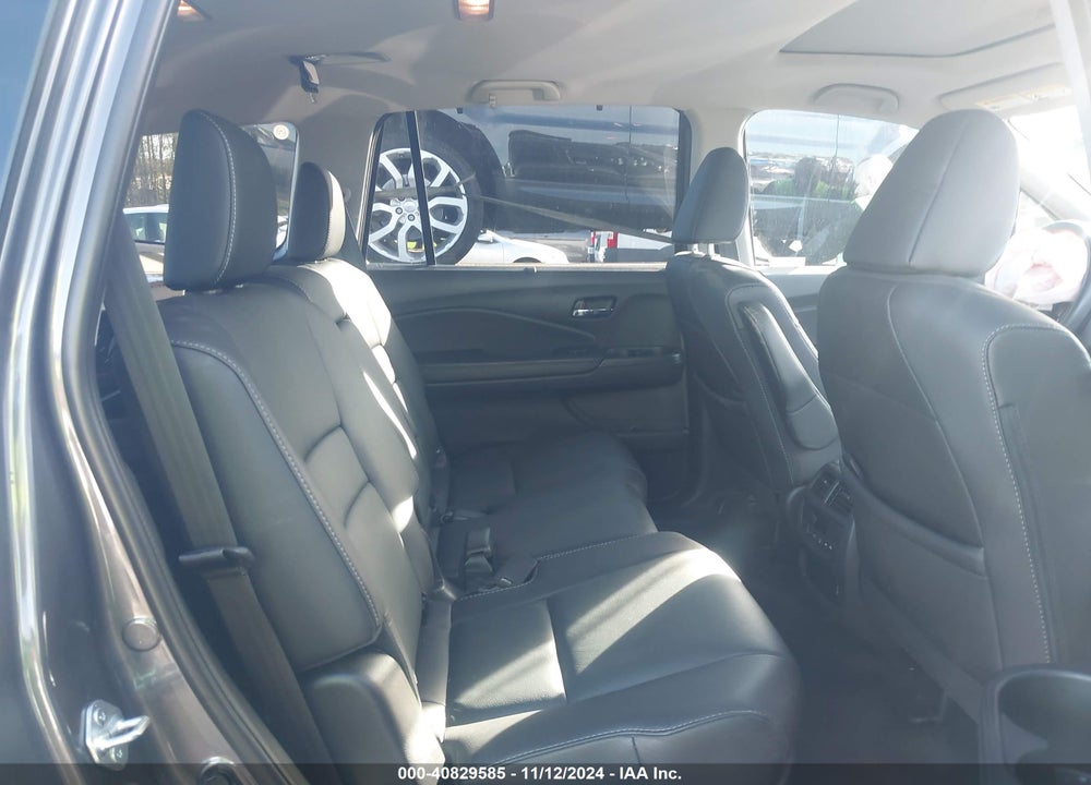 2021 HONDA PILOT AWD EX-L VIN: 5FNYF6H58MB073824
