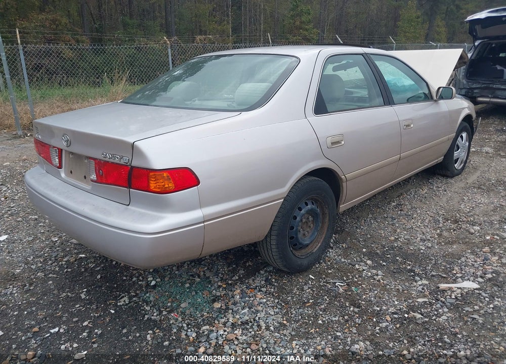 2001 TOYOTA CAMRY LE VIN: 4T1BG22K31U088465