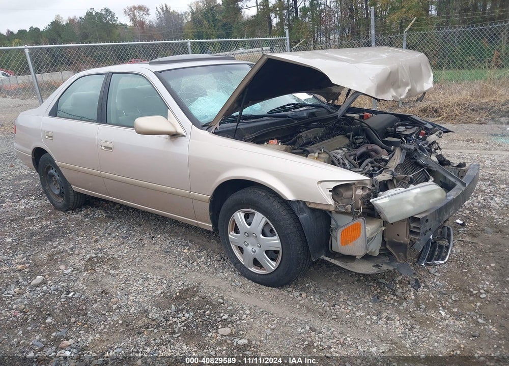 2001 TOYOTA CAMRY LE VIN: 4T1BG22K31U088465