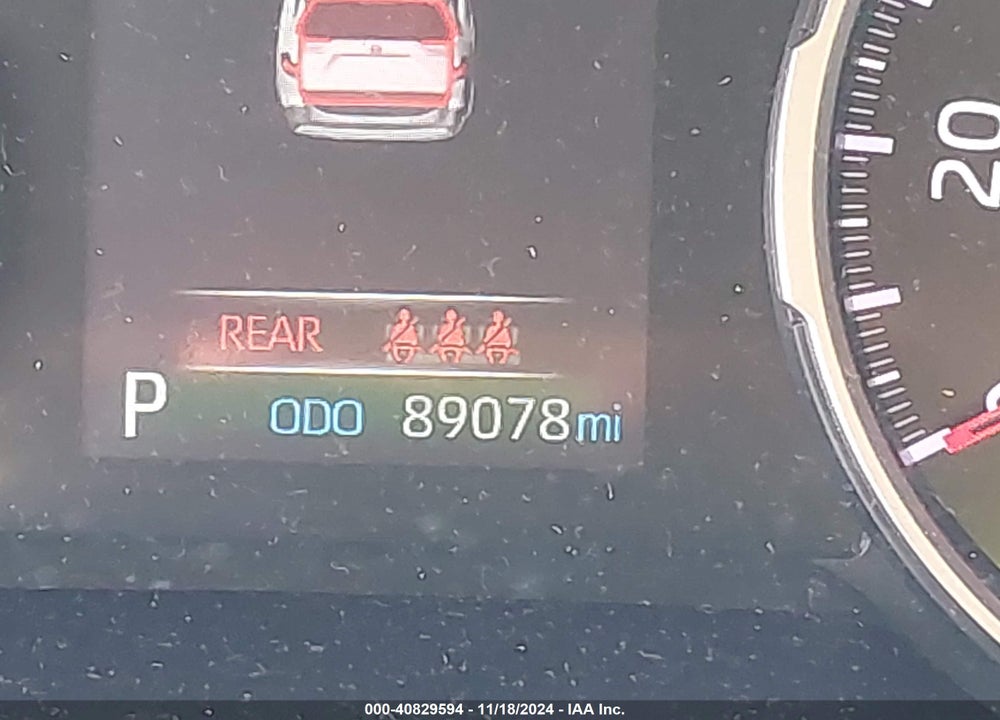 2021 TOYOTA RAV4 XLE VIN: 2T3P1RFV1MC190557