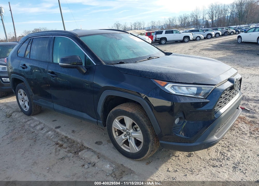 2021 TOYOTA RAV4 XLE VIN: 2T3P1RFV1MC190557