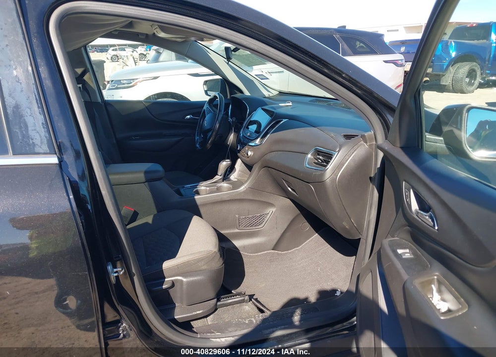 2018 CHEVROLET EQUINOX LT VIN: 3GNAXJEV8JL265349