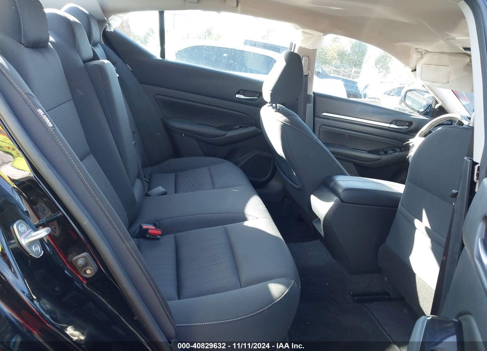 2021 NISSAN ALTIMA SV FWD VIN: 1N4BL4DV2MN331738