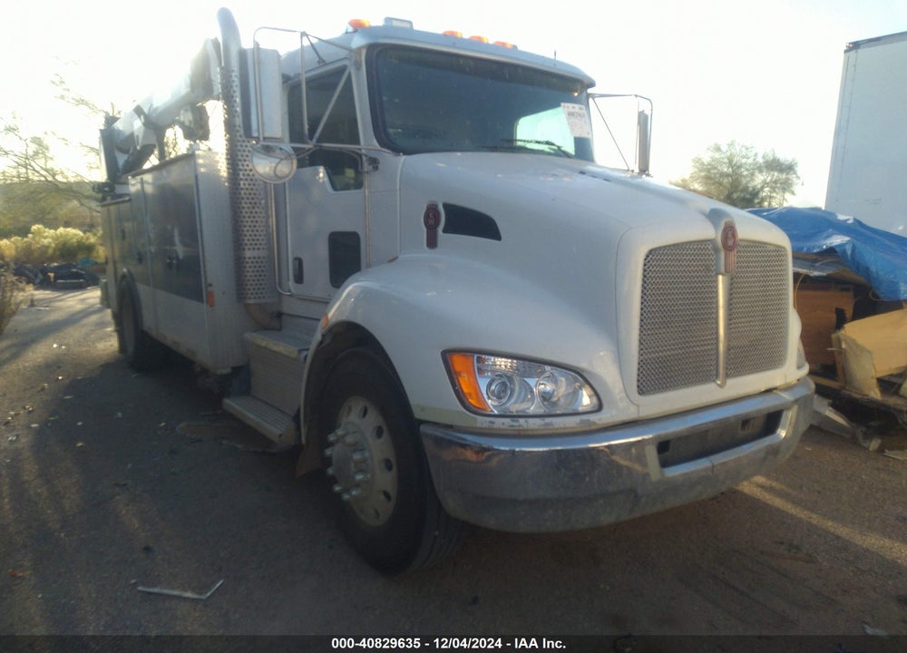 2012 KENWORTH CONSTRUCTION T370 VIN: 2NKHHN7X6CM322515