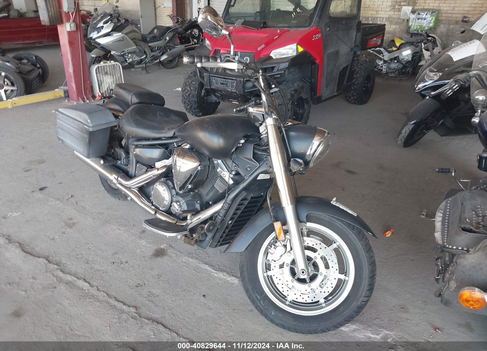 2009 YAMAHA XVS1300 A VIN: JYAVP24E69A007816