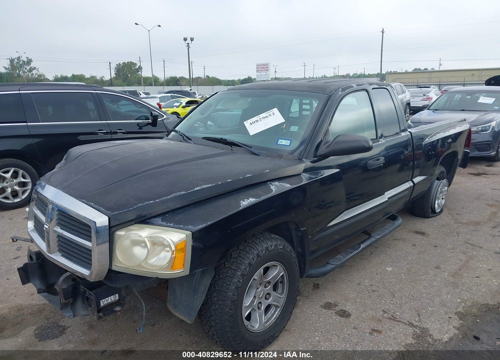 2005 DODGE DAKOTA SLT VIN: 1D7HE42K15S326417