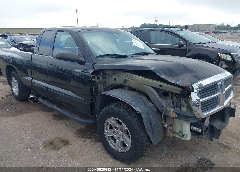 2005 DODGE DAKOTA SLT VIN: 1D7HE42K15S326417
