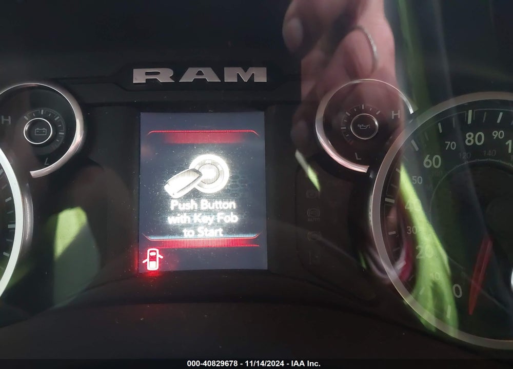 2019 RAM 2500 BIG HORN 4X4 6'4 BOX VIN: 3C6UR5DJ0KG698106