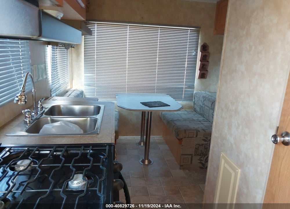 2007 COACHMEN TRAVEL VIN: 1TC2B138271510112