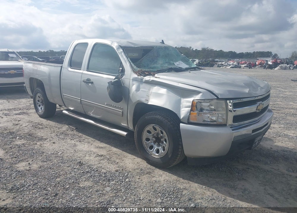 2011 CHEVROLET SILVERADO 1500 LS VIN: 1GCRCREA1BZ392425