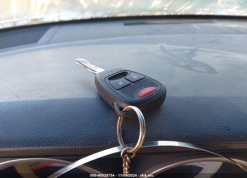 2007 DODGE MAGNUM VIN: 2D4FV47V77H716827