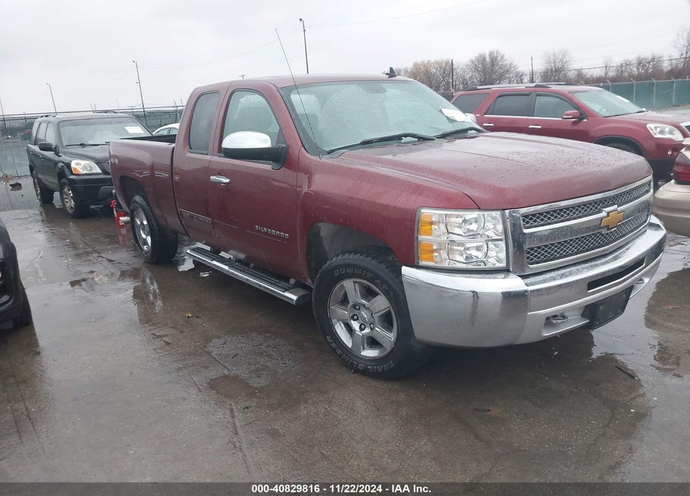 2013 CHEVROLET SILVERADO 1500 LT VIN: 1GCRKSE70DZ403223