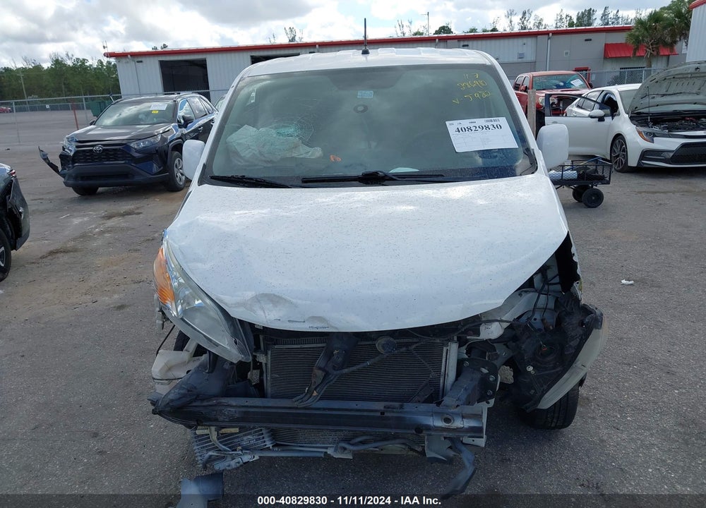 2013 NISSAN NV200 SV VIN: 3N6CM0KNXDK695982